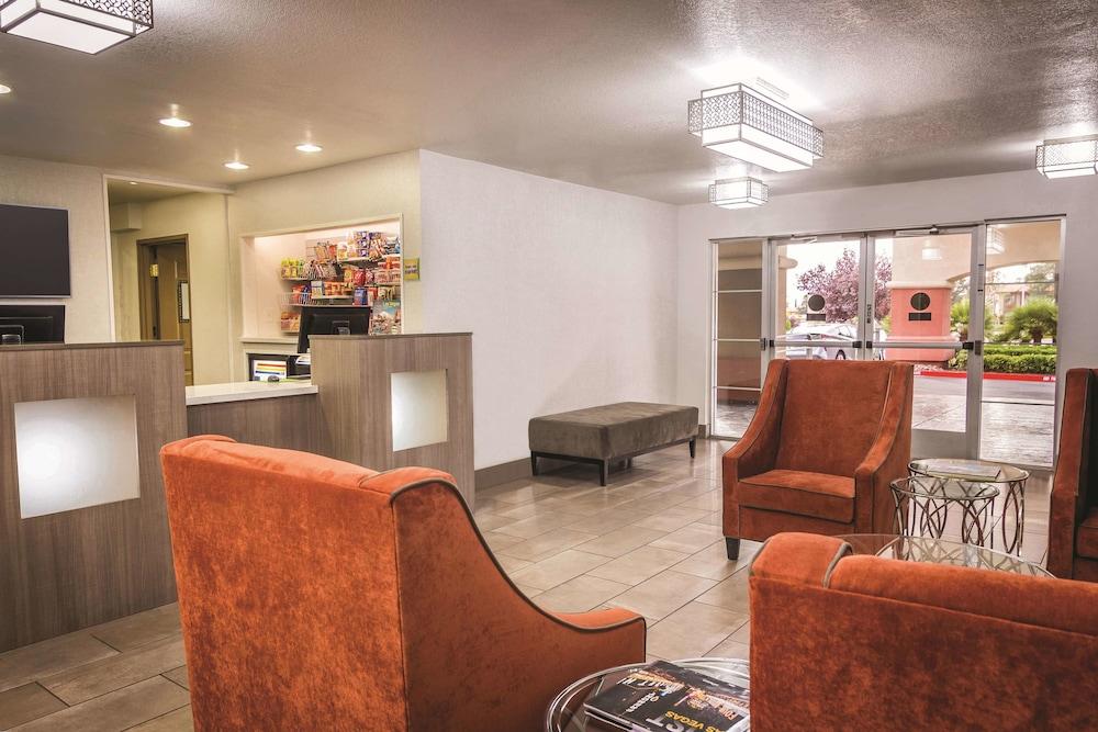 La Quinta By Wyndham Las Vegas Redrock/Summerlin Экстерьер фото